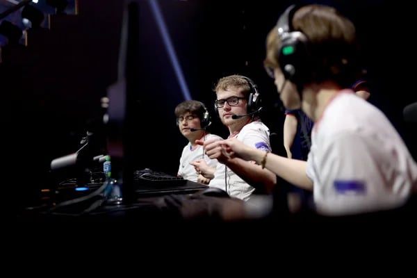 Competencia en vivo de esports Jugadores en el Metrópoles Festival